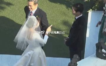 双宋大婚，婚礼现场浪漫唯美！原来宋慧乔宋仲基小时候就配一脸啊